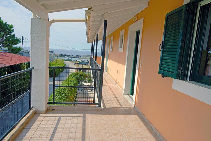 אגיוס גיורגיוס Aris Seaside Issos Beach מראה חיצוני תמונה